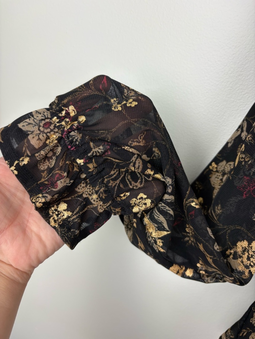 Style & Co. Fairycore Black Floral Blouse Gold Accents XL 90s Whimsy - Picture 3 of 10